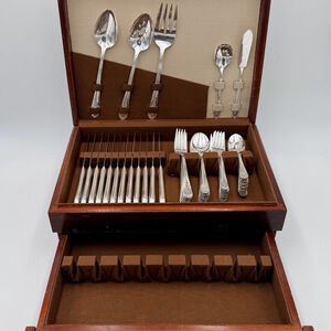 Vintage Wm.Rogers Mfg.Co. “Jubilee” Silverplate Flatware Set 53 Pieces with Case
